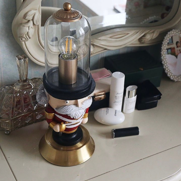 โคมไฟ Nutcraker lamp ( LM0153 )
