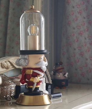 โคมไฟ Nutcraker lamp ( LM0153 )