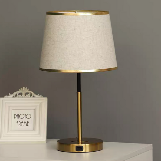 โคมไฟตั้งโต๊ะ LM215