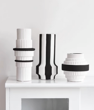 แจกัน black and white vase MD004